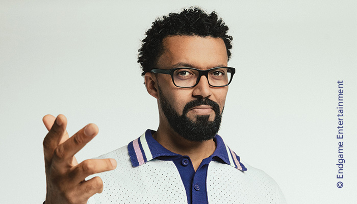 Portrait von Samuel Sibilski im Polo-Shirt